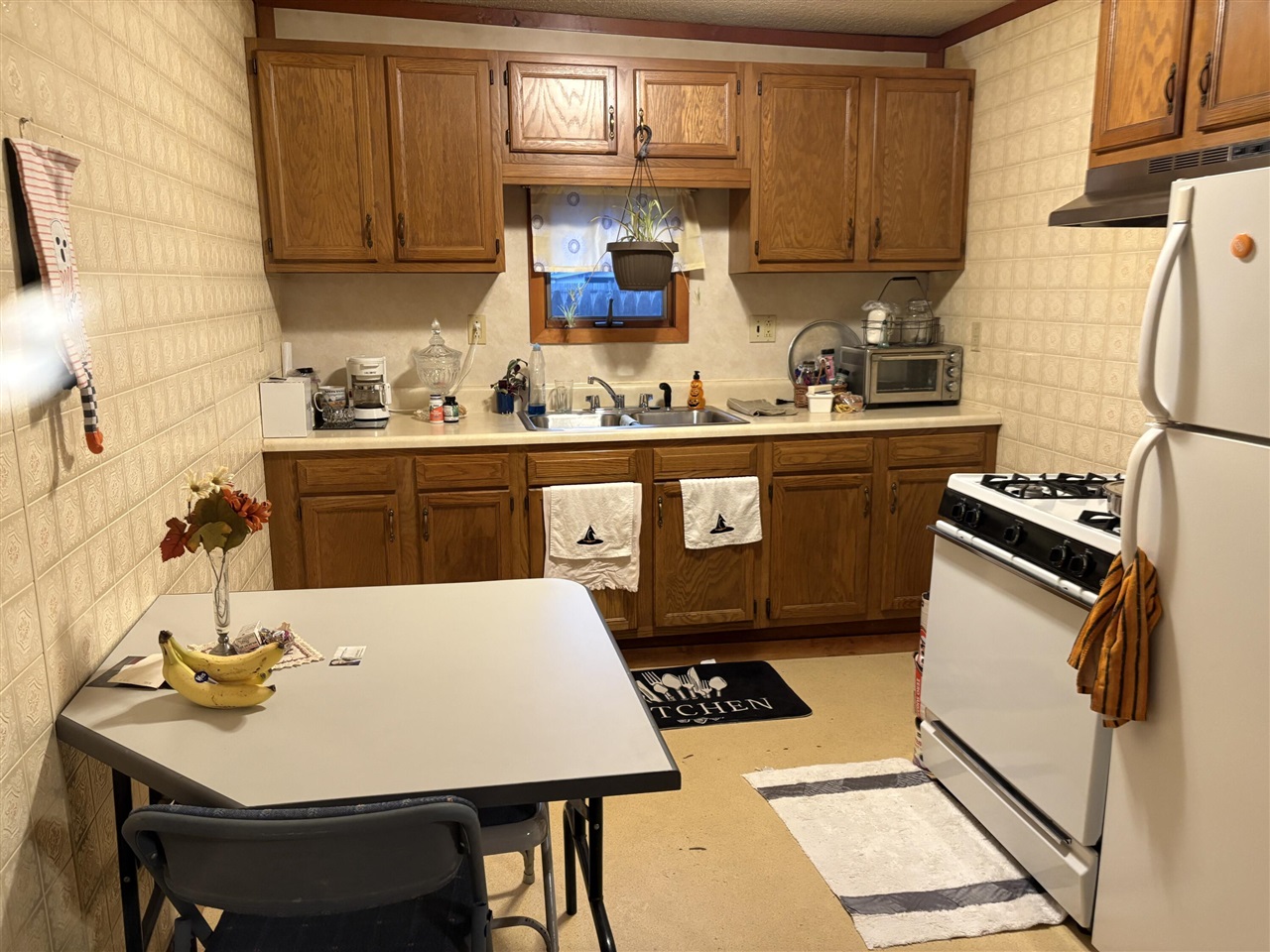 2973 Valk Street, Norton Shores, MI, 49444-2407