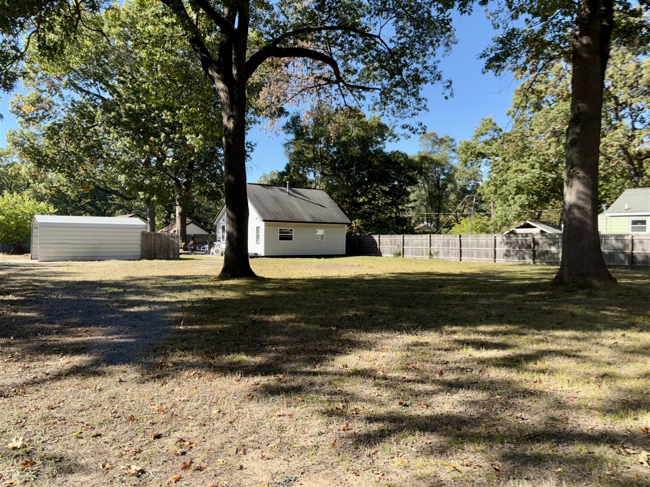 2973 Valk Street, Norton Shores, MI, 49444-2407