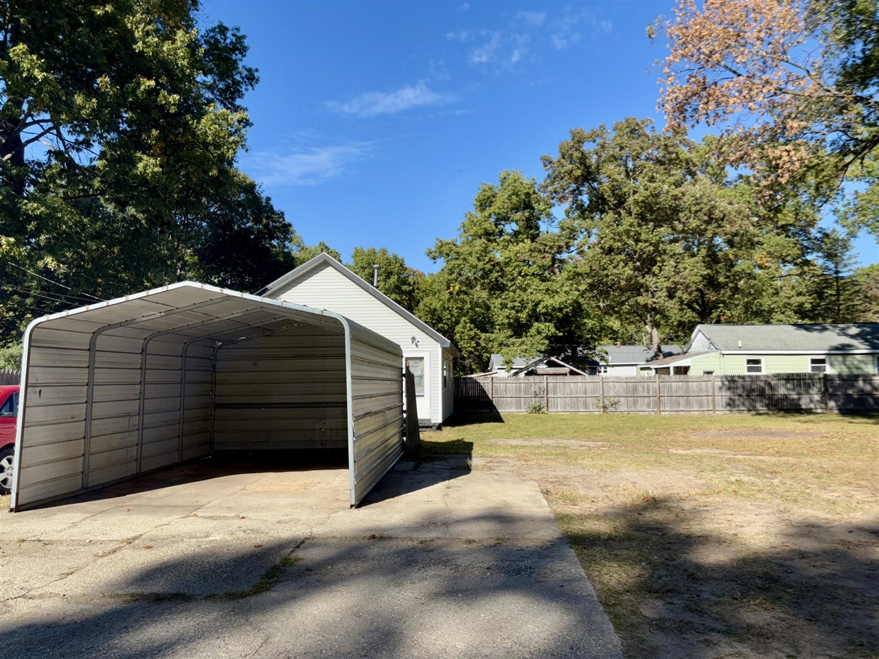 2973 Valk Street, Norton Shores, MI, 49444-2407