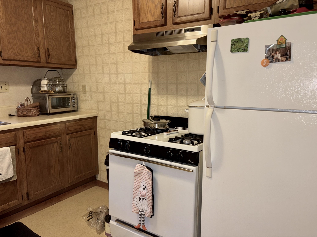 2973 Valk Street, Norton Shores, MI, 49444-2407