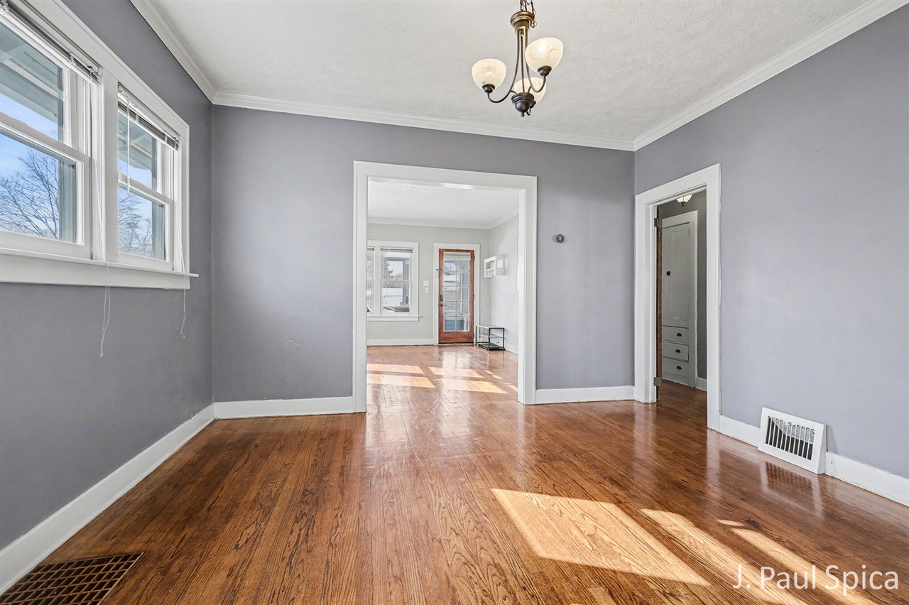 Homes for sale in Zeeland, MI | 55 S Park St, Zeeland, MI 49464 | MLS# 70514968