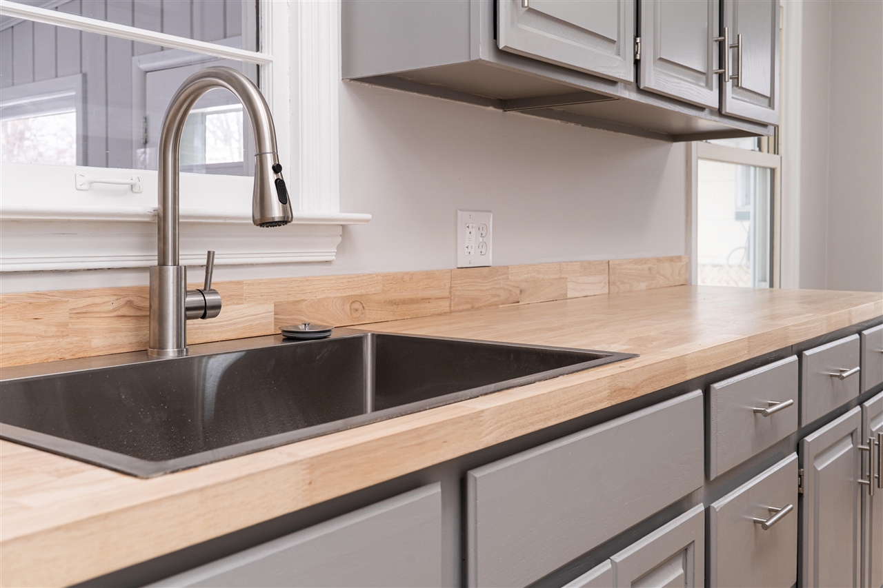 1060 Green Street, Muskegon, MI, 49442-4145