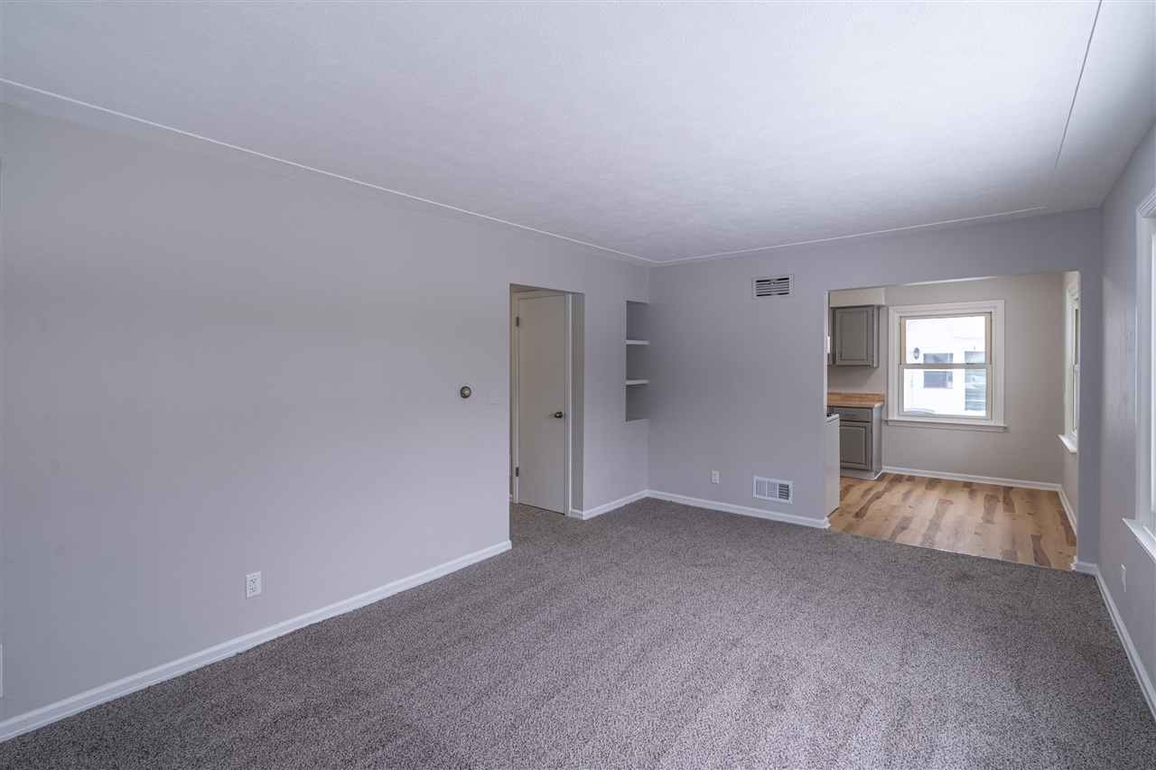 1060 Green Street, Muskegon, MI, 49442-4145