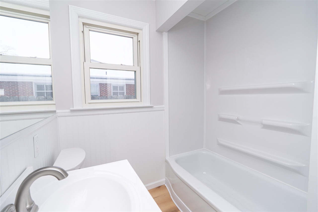 1060 Green Street, Muskegon, MI, 49442-4145