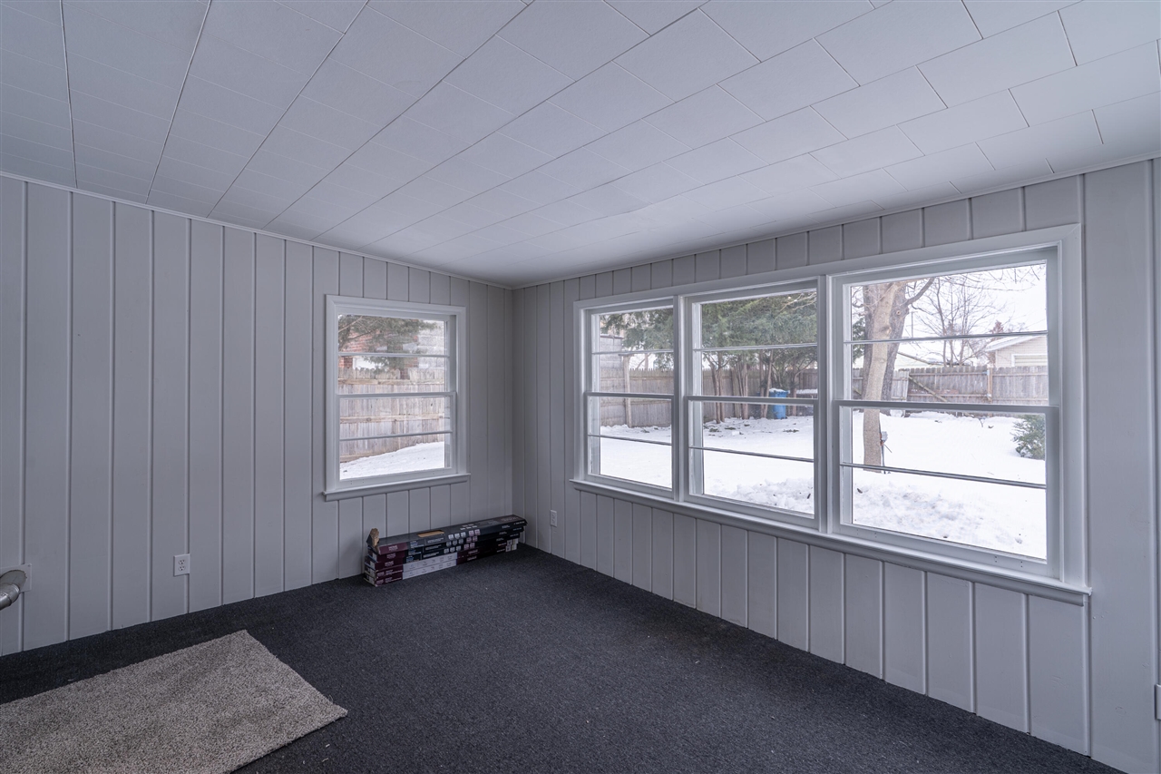 1060 Green Street, Muskegon, MI, 49442-4145