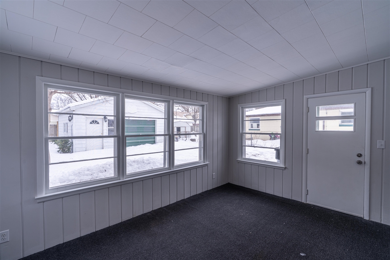 1060 Green Street, Muskegon, MI, 49442-4145