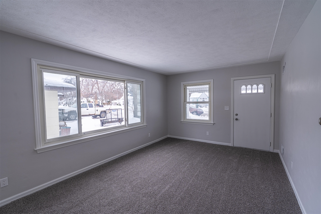 1060 Green Street, Muskegon, MI, 49442-4145