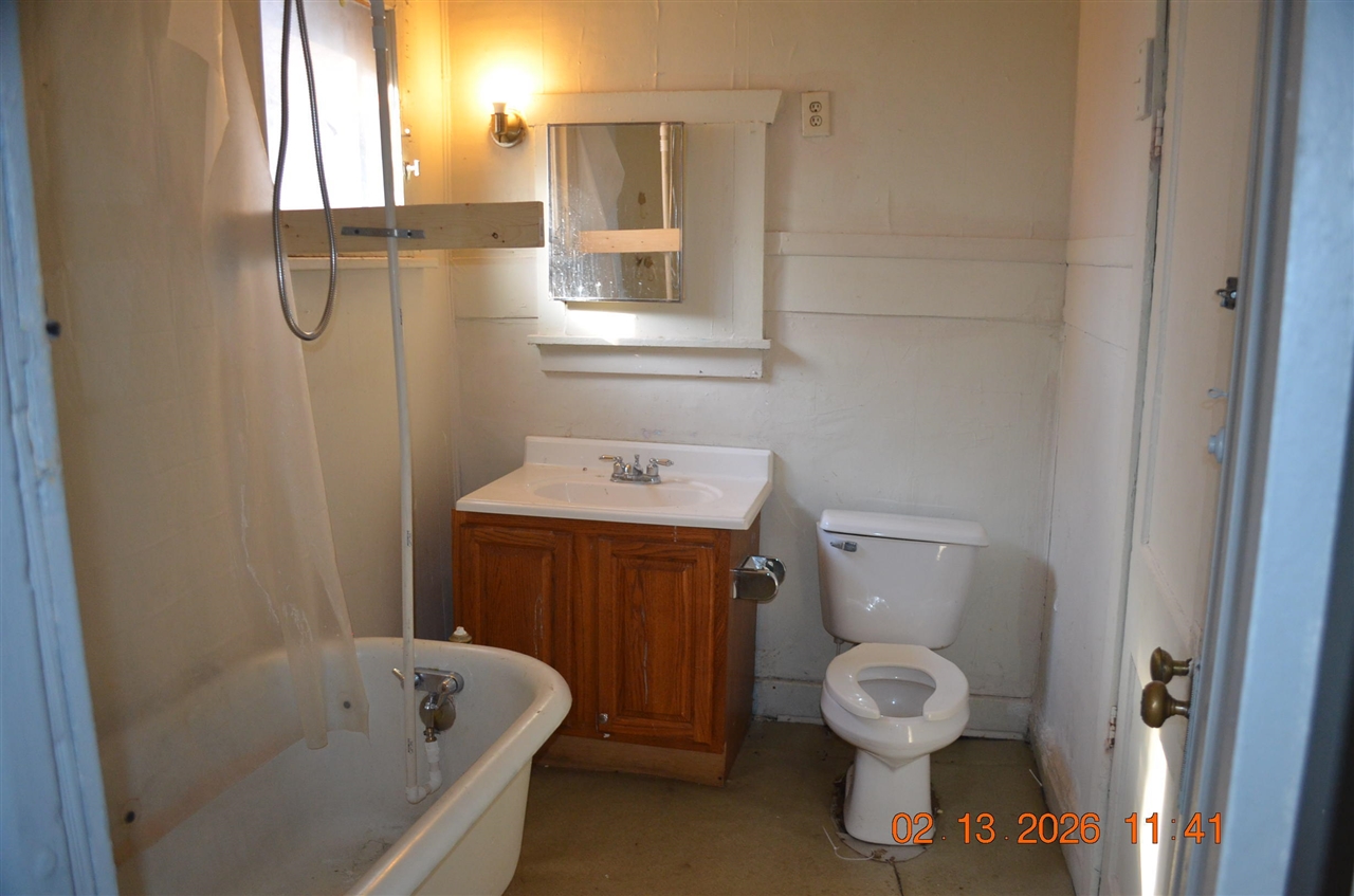 520 Broadway, Benton Harbor, MI, 49022-4912