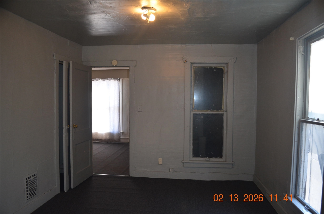 520 Broadway, Benton Harbor, MI, 49022-4912