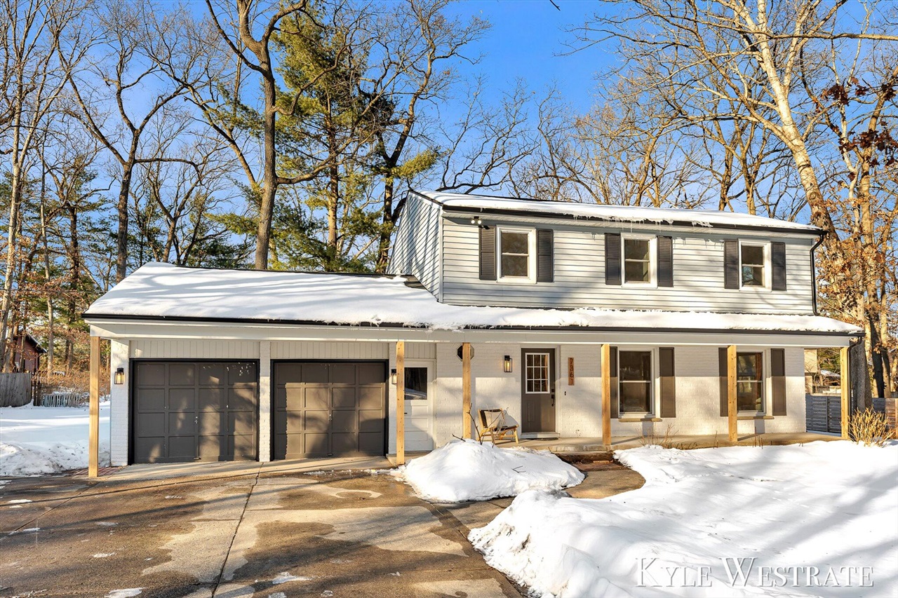 7361 Sheffield Drive, Ada, MI, 49301-9240