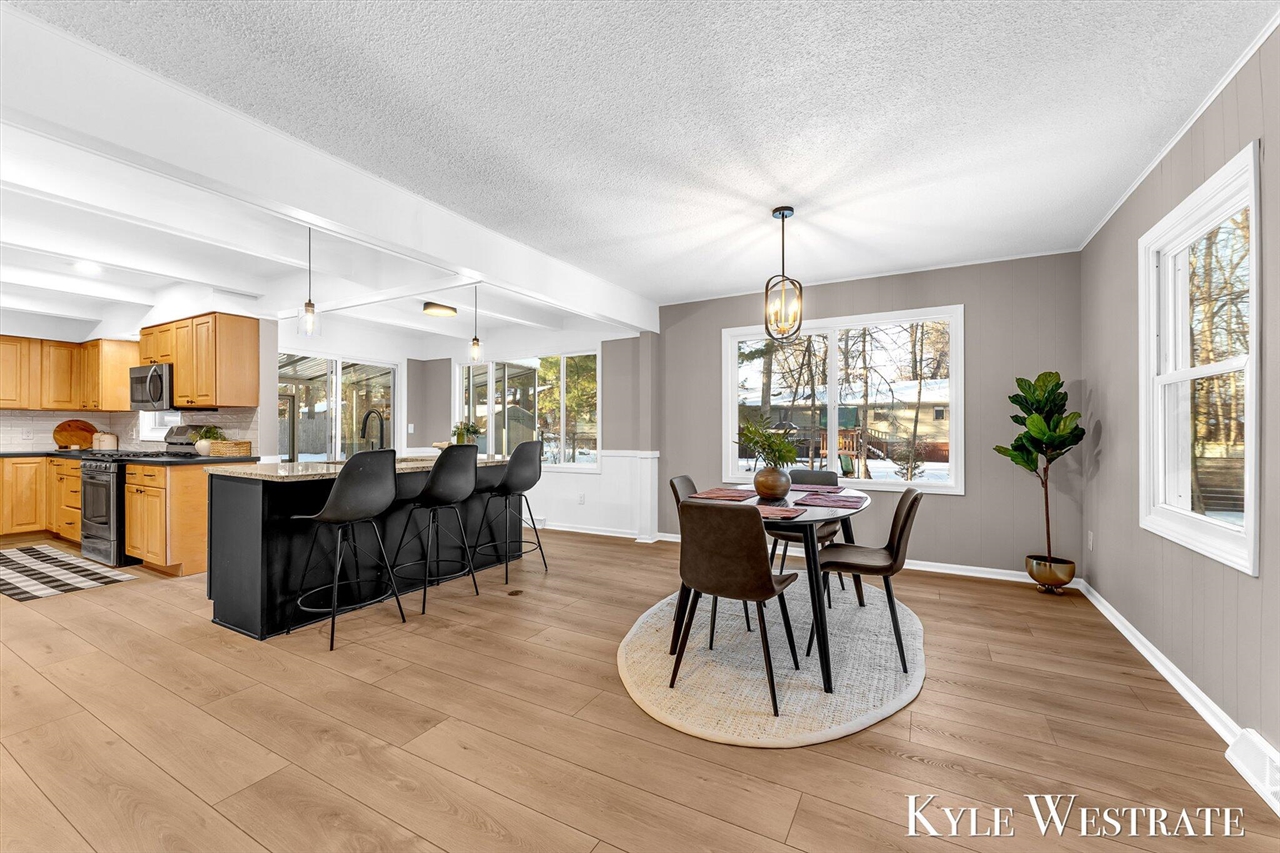 7361 Sheffield Drive, Ada, MI, 49301-9240