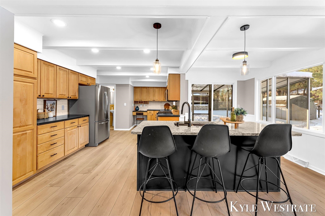 7361 Sheffield Drive, Ada, MI, 49301-9240