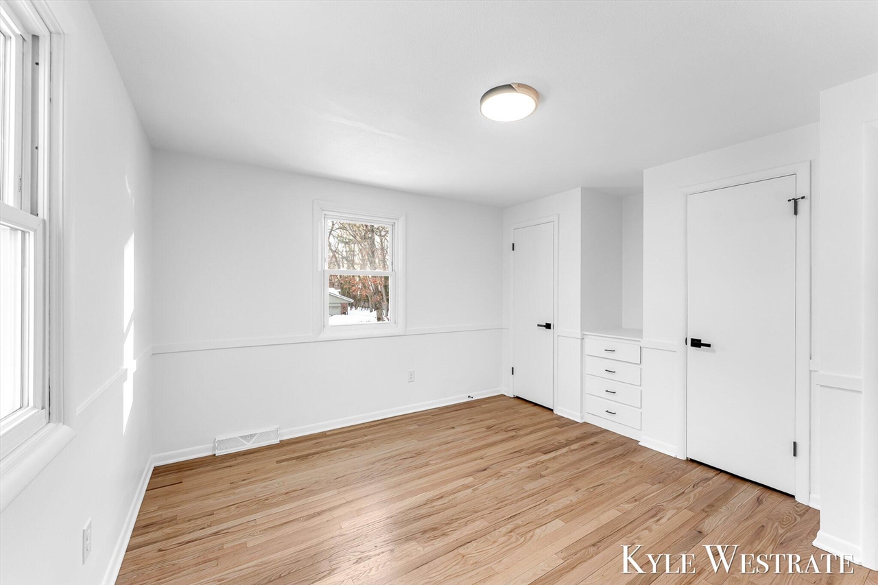 7361 Sheffield Drive, Ada, MI, 49301-9240