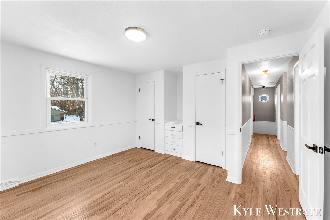 7361 Sheffield Drive, Ada, MI, 49301-9240