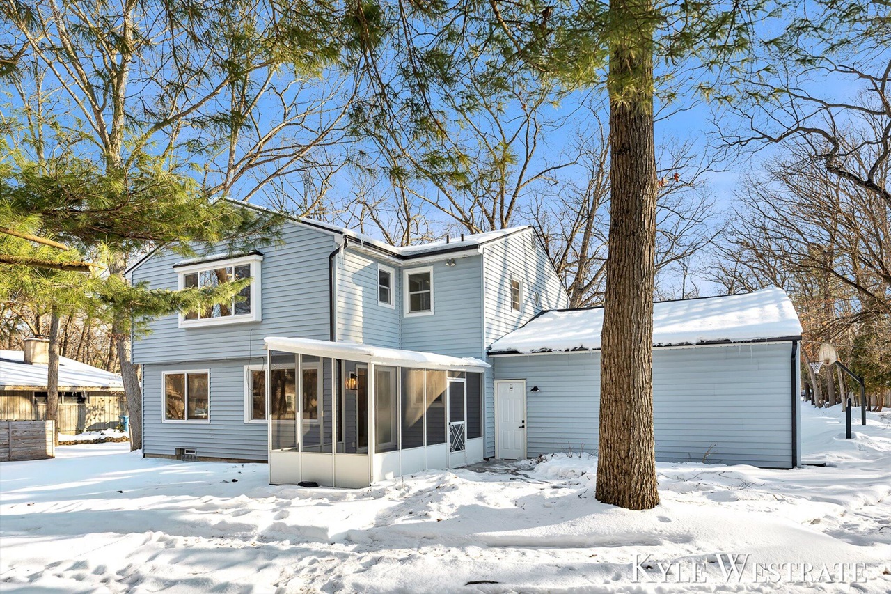 7361 Sheffield Drive, Ada, MI, 49301-9240