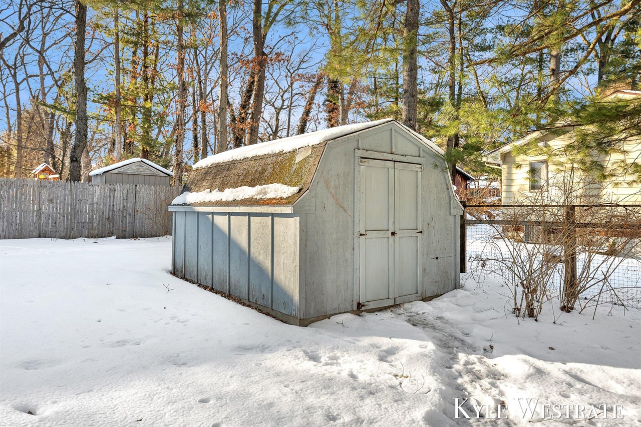 7361 Sheffield Drive, Ada, MI, 49301-9240