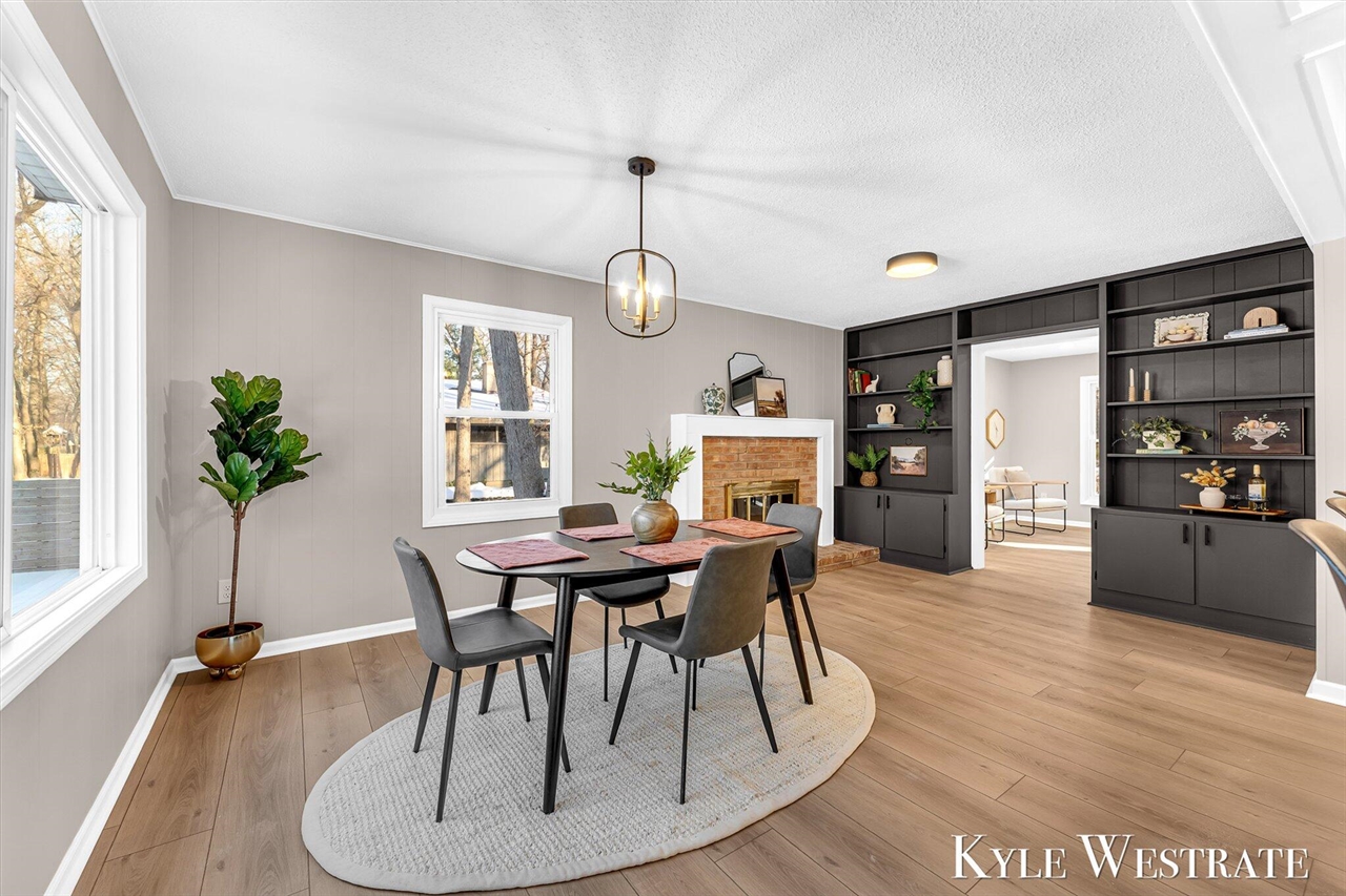 7361 Sheffield Drive, Ada, MI, 49301-9240