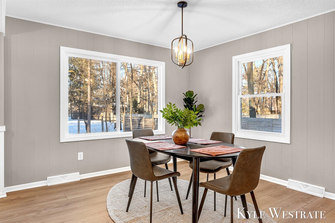 7361 Sheffield Drive, Ada, MI, 49301-9240