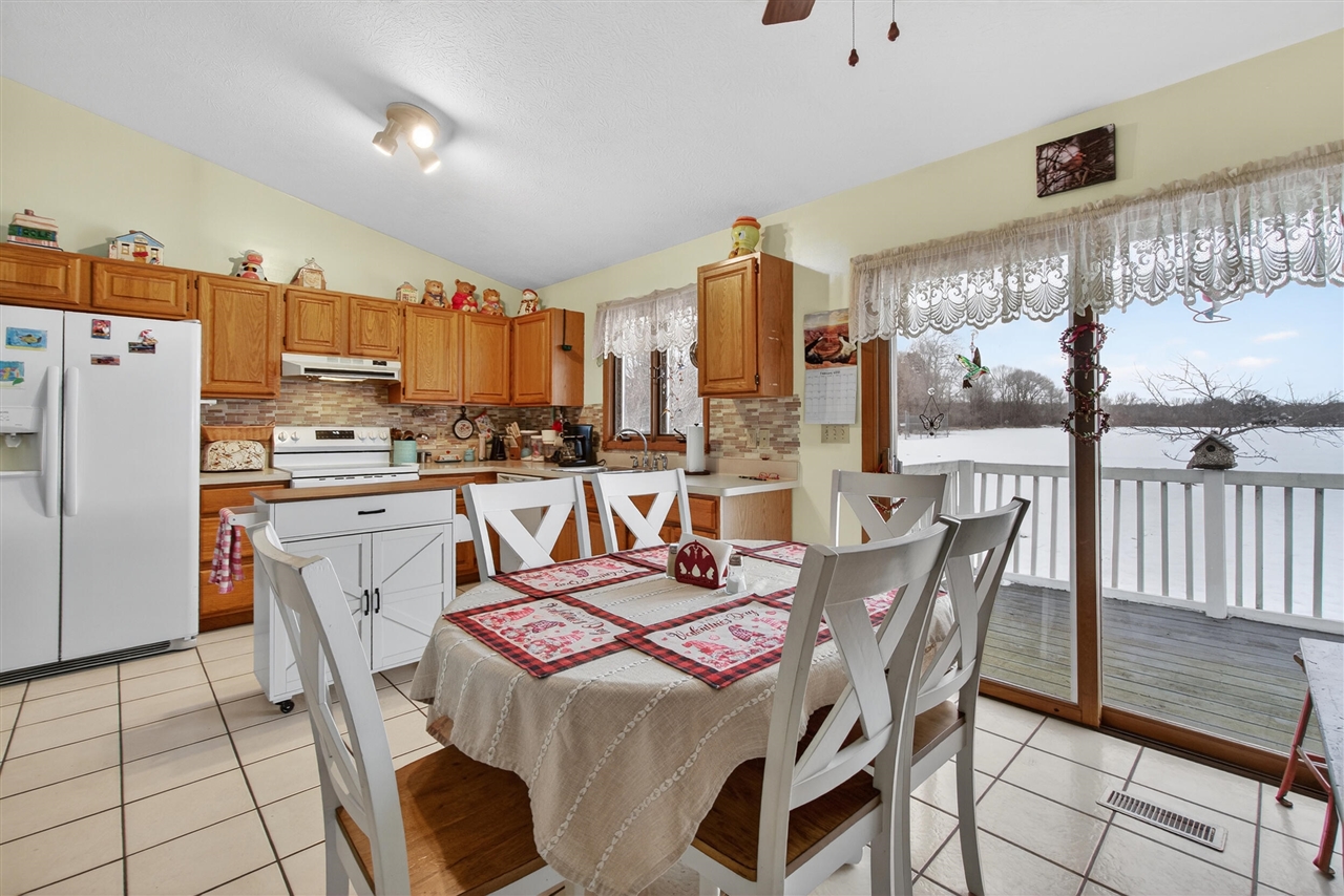 1150 Losey Road, Rives Junction, MI, 49277-9762