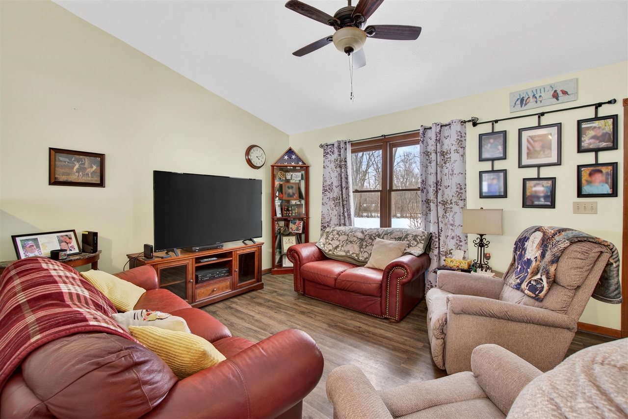 1150 Losey Road, Rives Junction, MI, 49277-9762