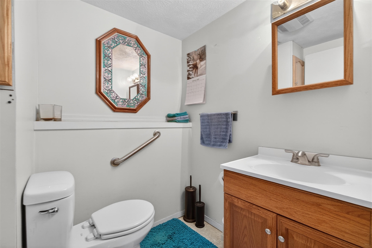 1150 Losey Road, Rives Junction, MI, 49277-9762