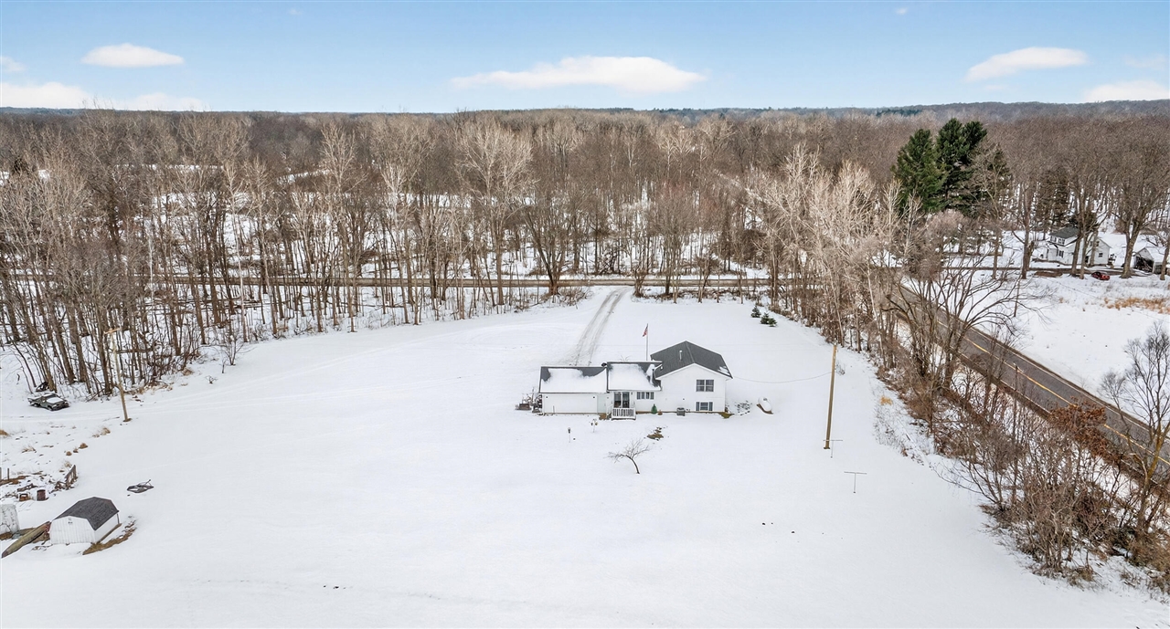 1150 Losey Road, Rives Junction, MI, 49277-9762