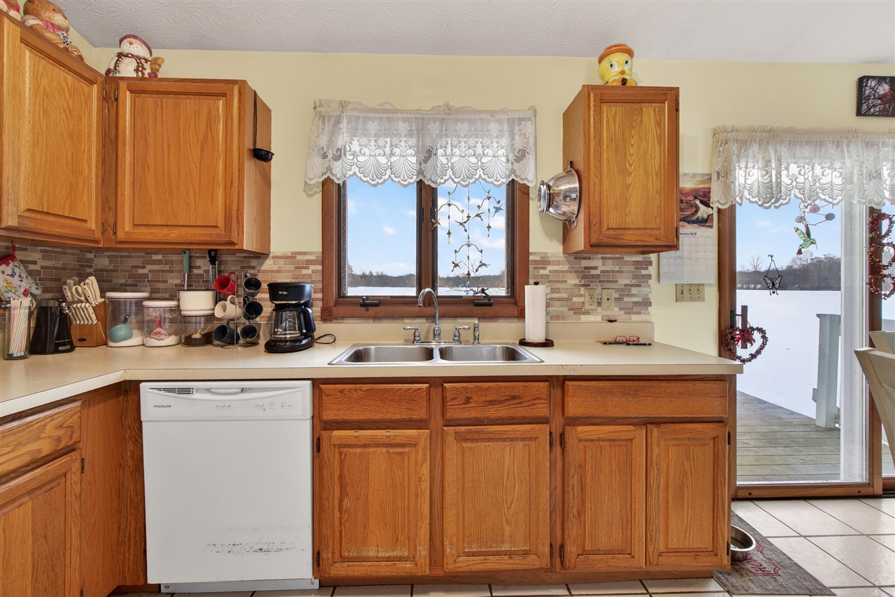 1150 Losey Road, Rives Junction, MI, 49277-9762