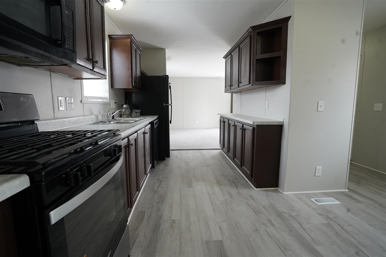 1906 Hawk Drive, Kalamazoo, MI, 49008