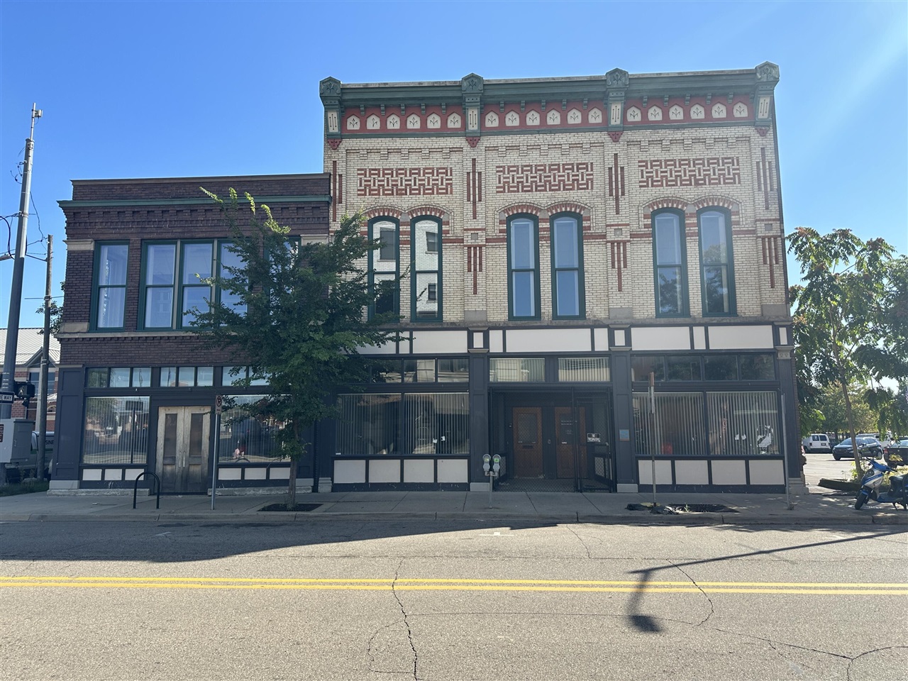 348 N Burdick Street, Kalamazoo, MI, 49007-3830