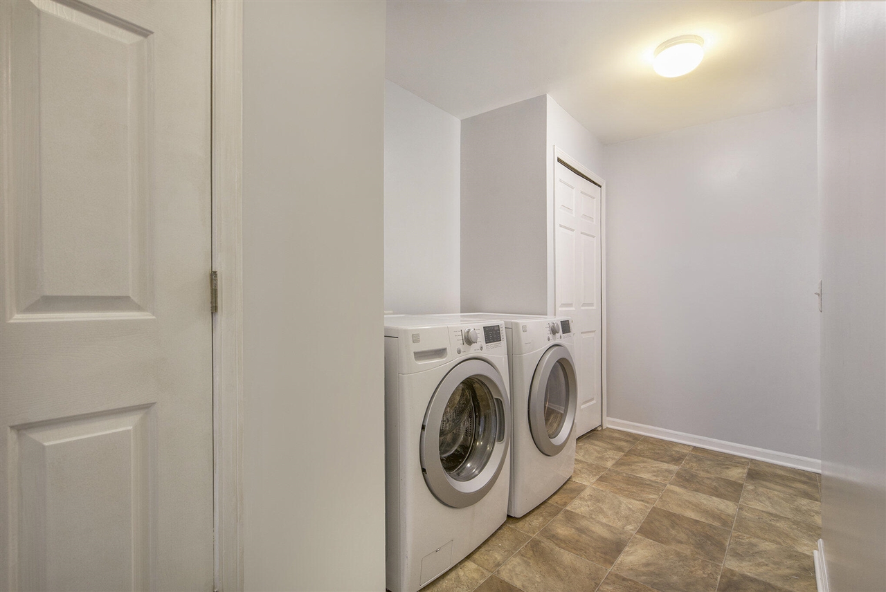 4191 Cornerstone Drive, Canton, MI, 48188-7911