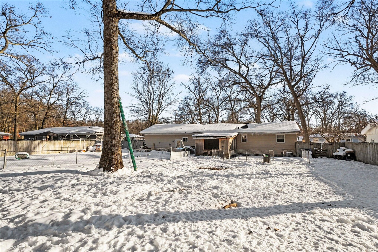 1950 Ora Street, Muskegon, MI, 49445-1624