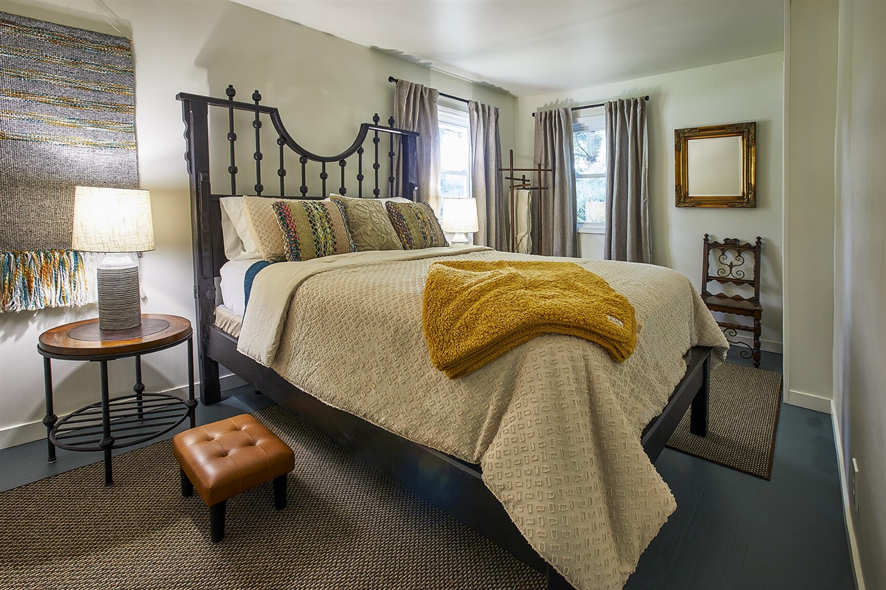 167 E Delaware Avenue, Benton Harbor, MI, 49022-6605