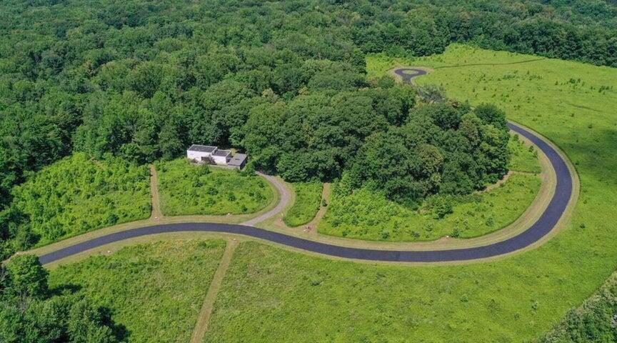 6869 N Nature Lane, Update, IN, 46350