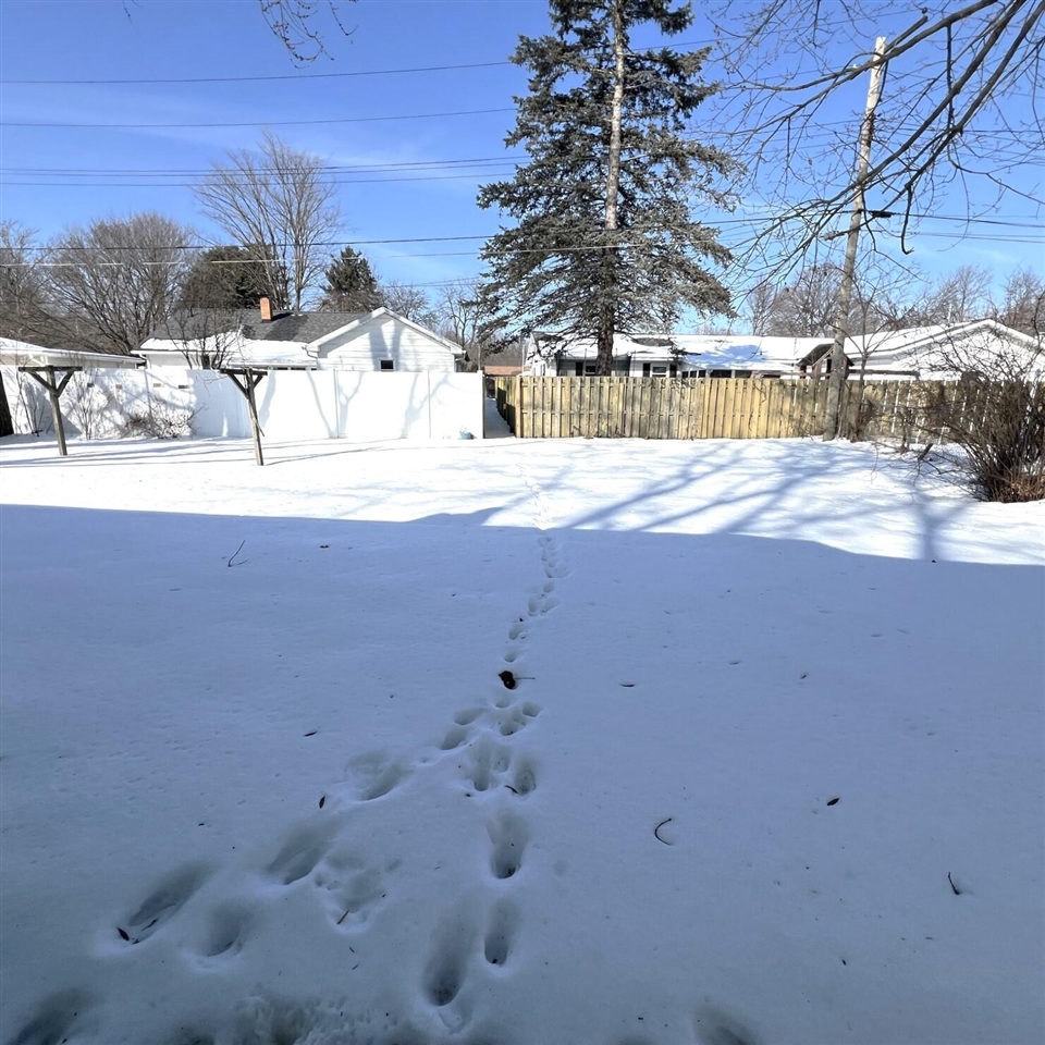 Homes for sale in Sturgis, MI | 1112 Tulip Dr, Sturgis, MI 49091 | MLS# 70515109