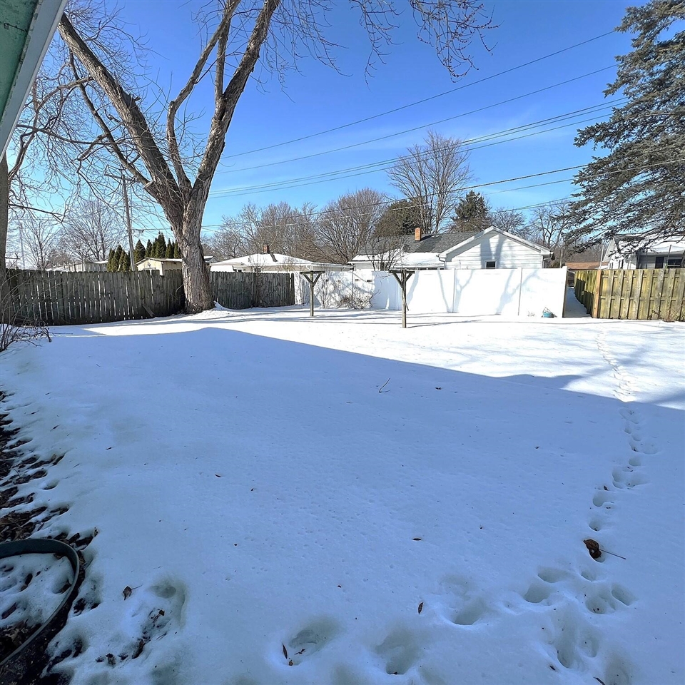 Homes for sale in Sturgis, MI | 1112 Tulip Dr, Sturgis, MI 49091 | MLS# 70515109