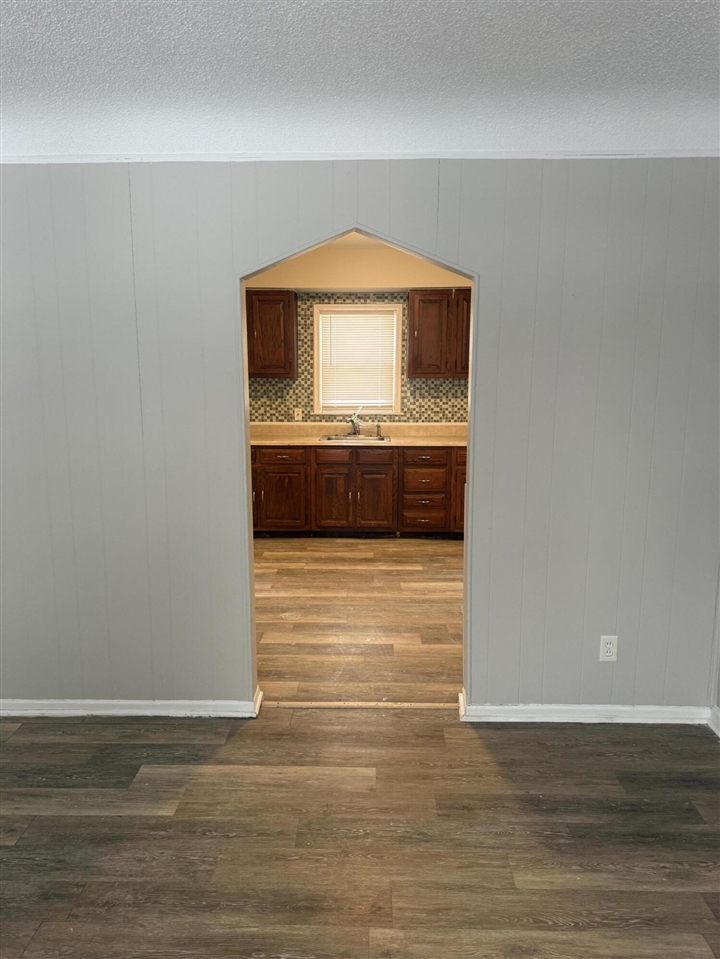 6237 Inkster Road, Taylor, MI, 48180-1016