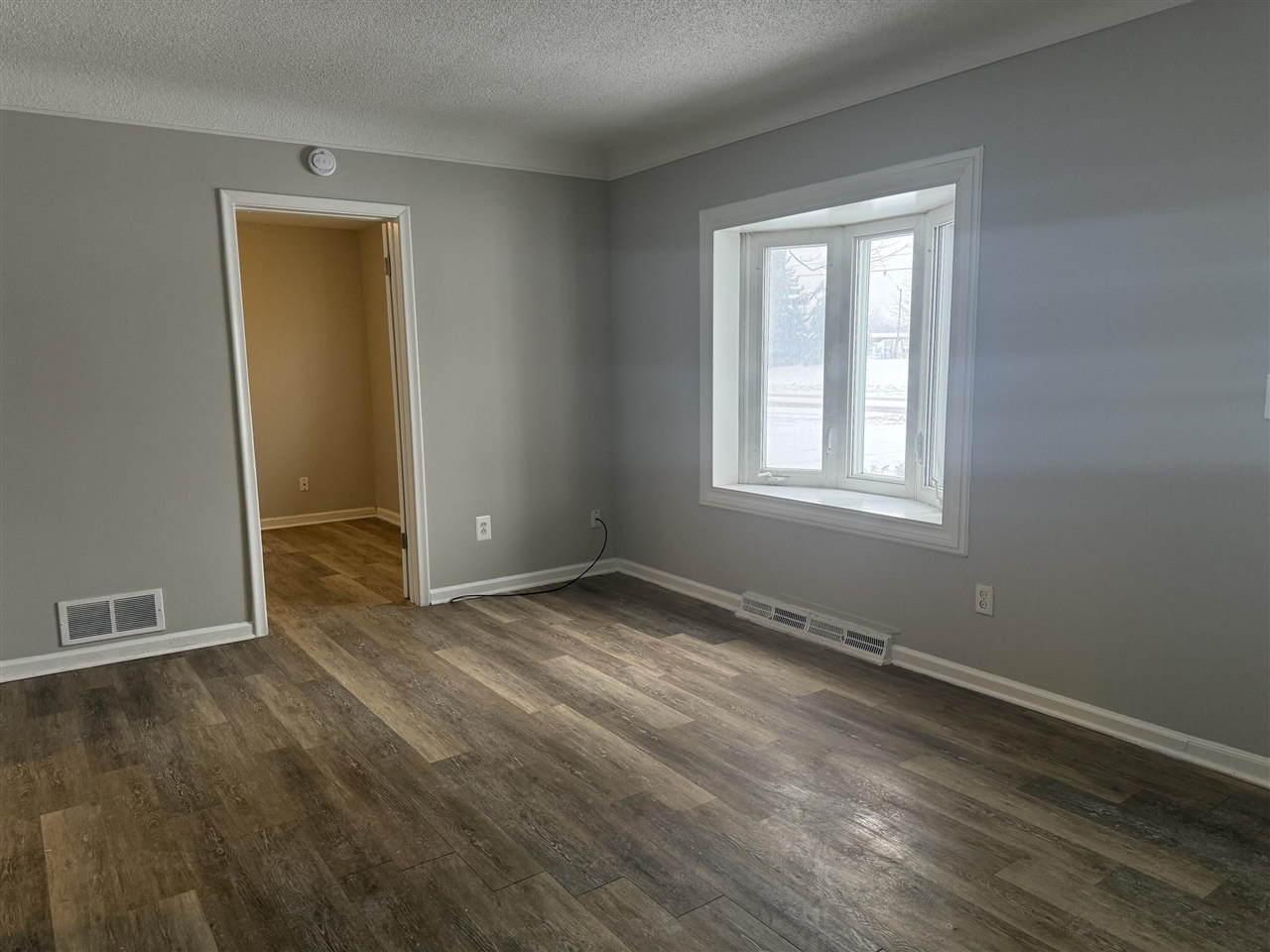 6237 Inkster Road, Taylor, MI, 48180-1016