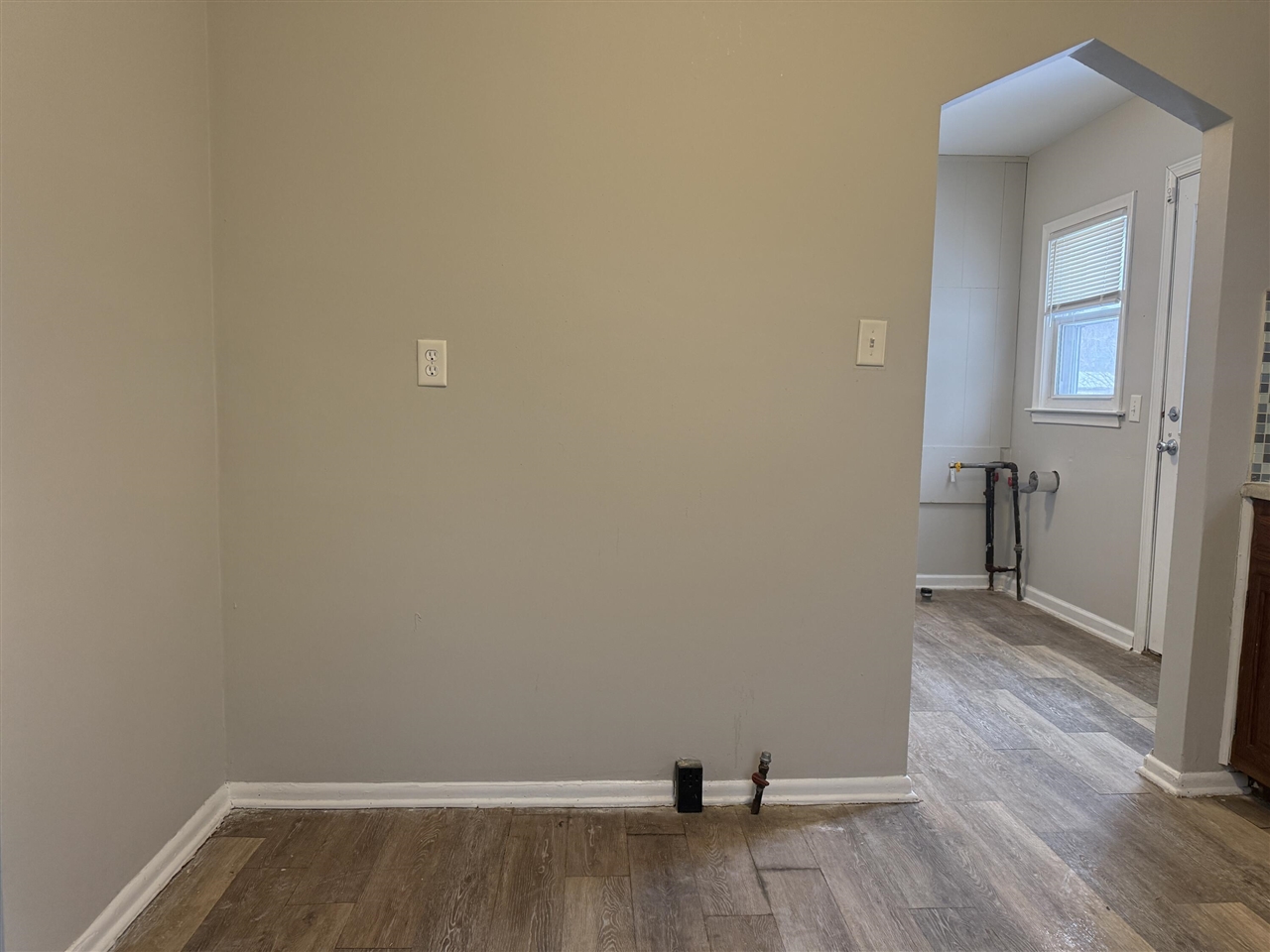 6237 Inkster Road, Taylor, MI, 48180-1016