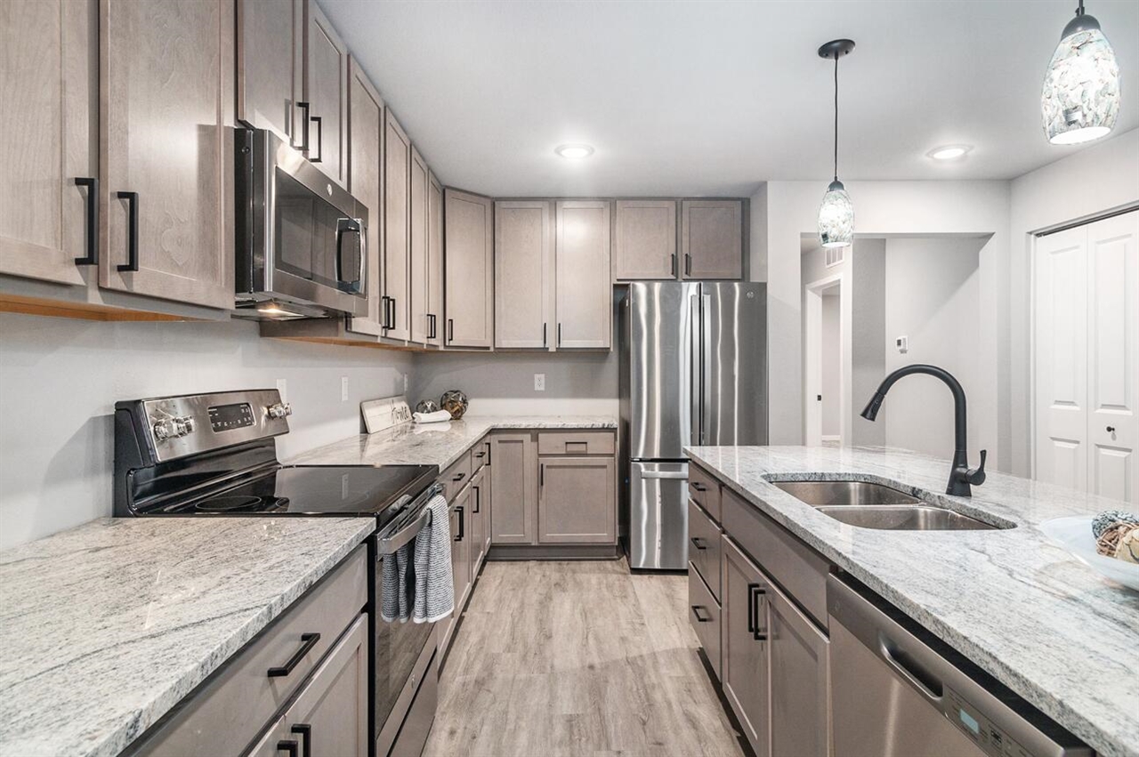 Homes for sale in Ferrysburg Ottawa, MI | 17549 Beechwood Ln, Ferrysburg Ottawa, MI 49456 | MLS# 70515129