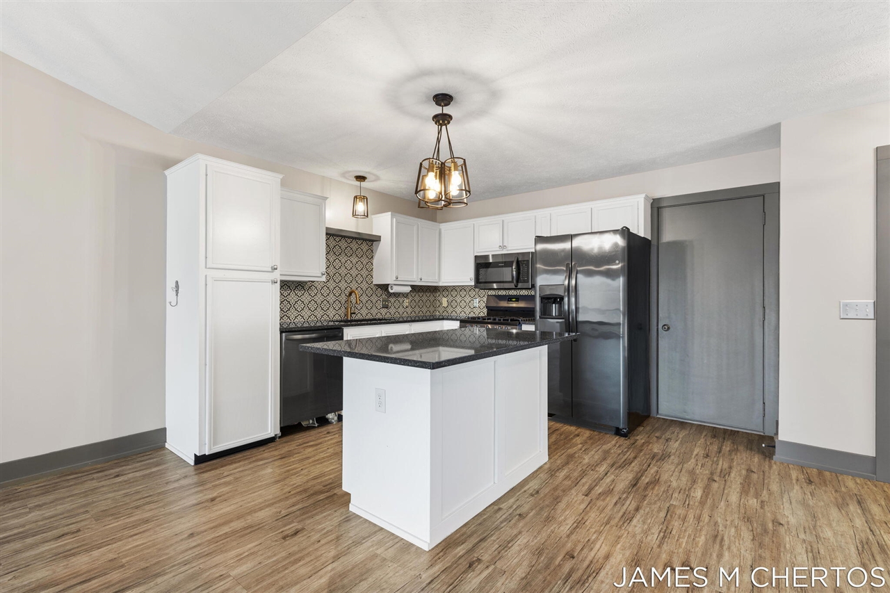 2898 Parkside Drive UNIT&nbsp;40, Jenison, MI, 49428-9171