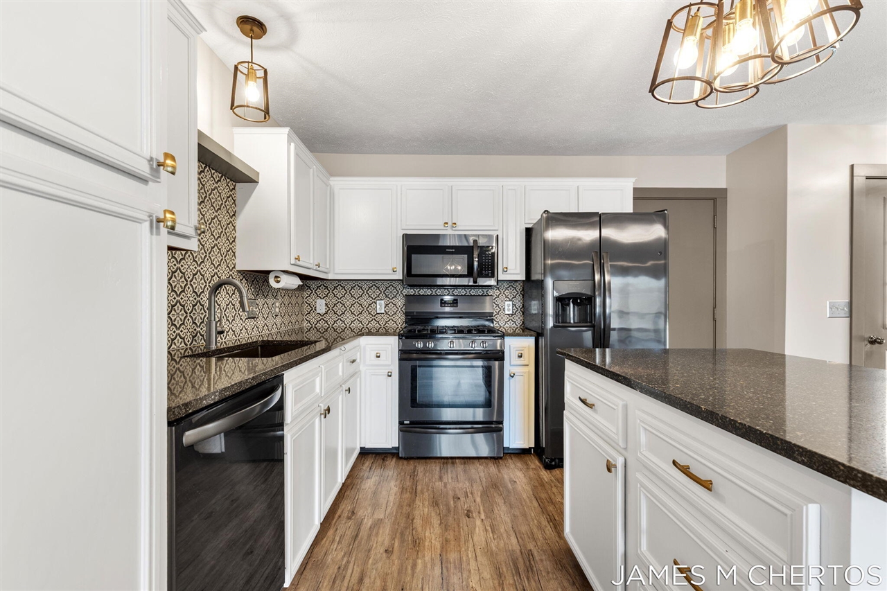 2898 Parkside Drive UNIT&nbsp;40, Jenison, MI, 49428-9171