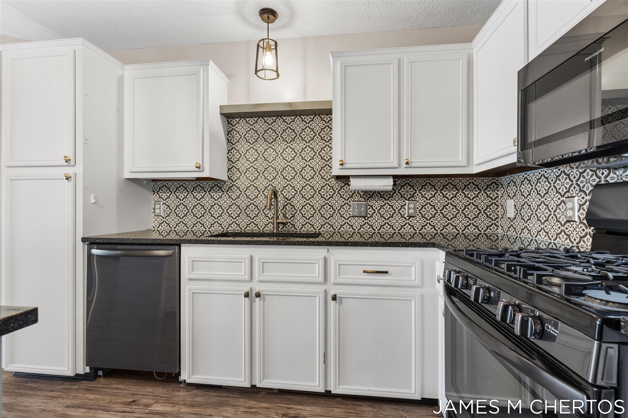 2898 Parkside Drive UNIT&nbsp;40, Jenison, MI, 49428-9171