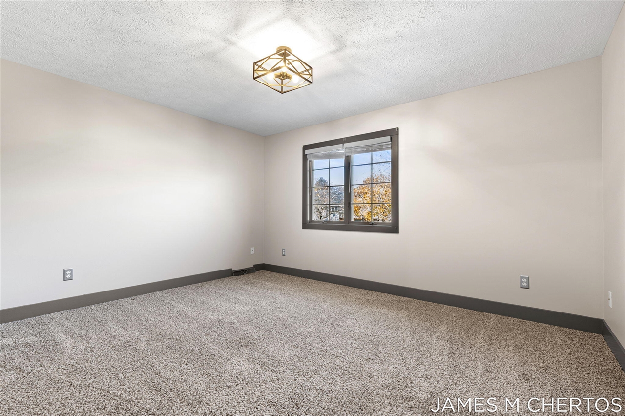 2898 Parkside Drive UNIT&nbsp;40, Jenison, MI, 49428-9171