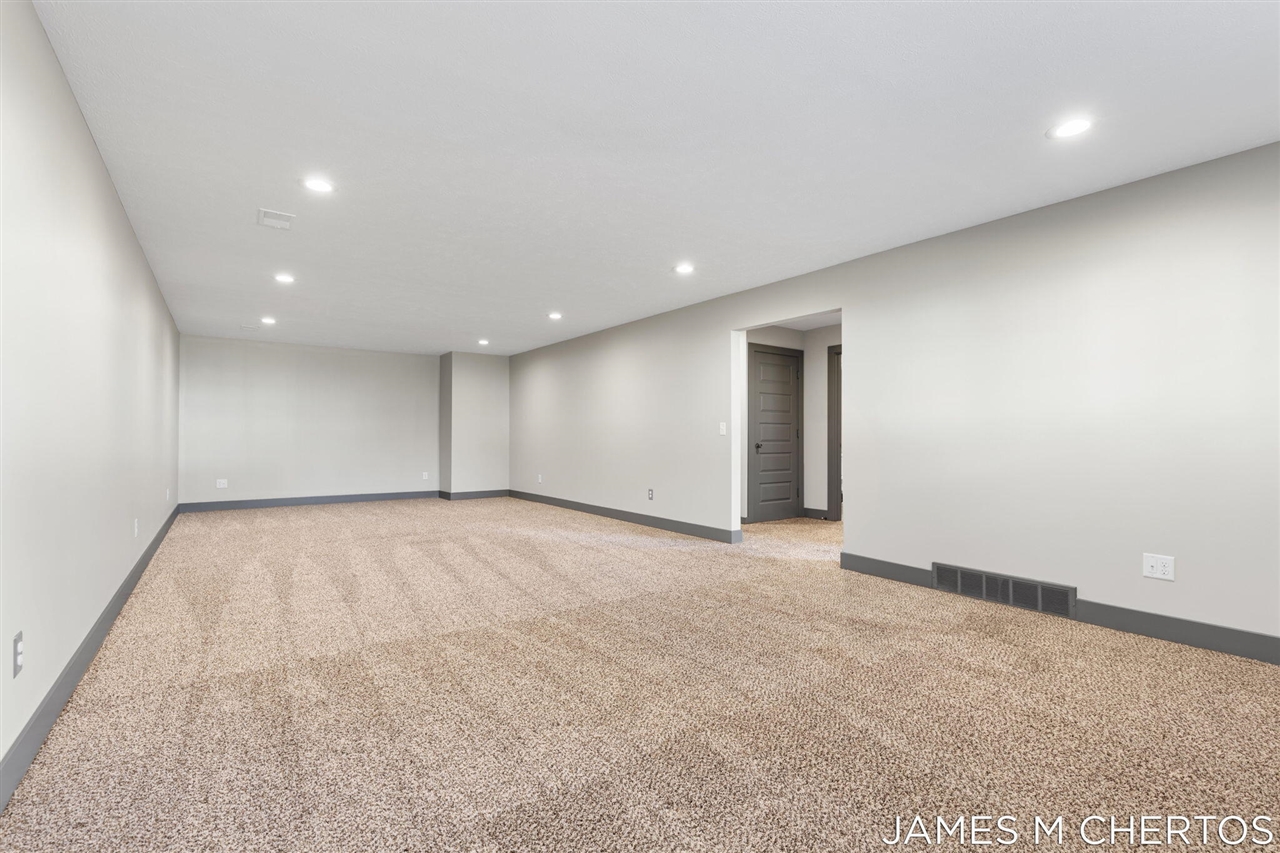 2898 Parkside Drive UNIT&nbsp;40, Jenison, MI, 49428-9171