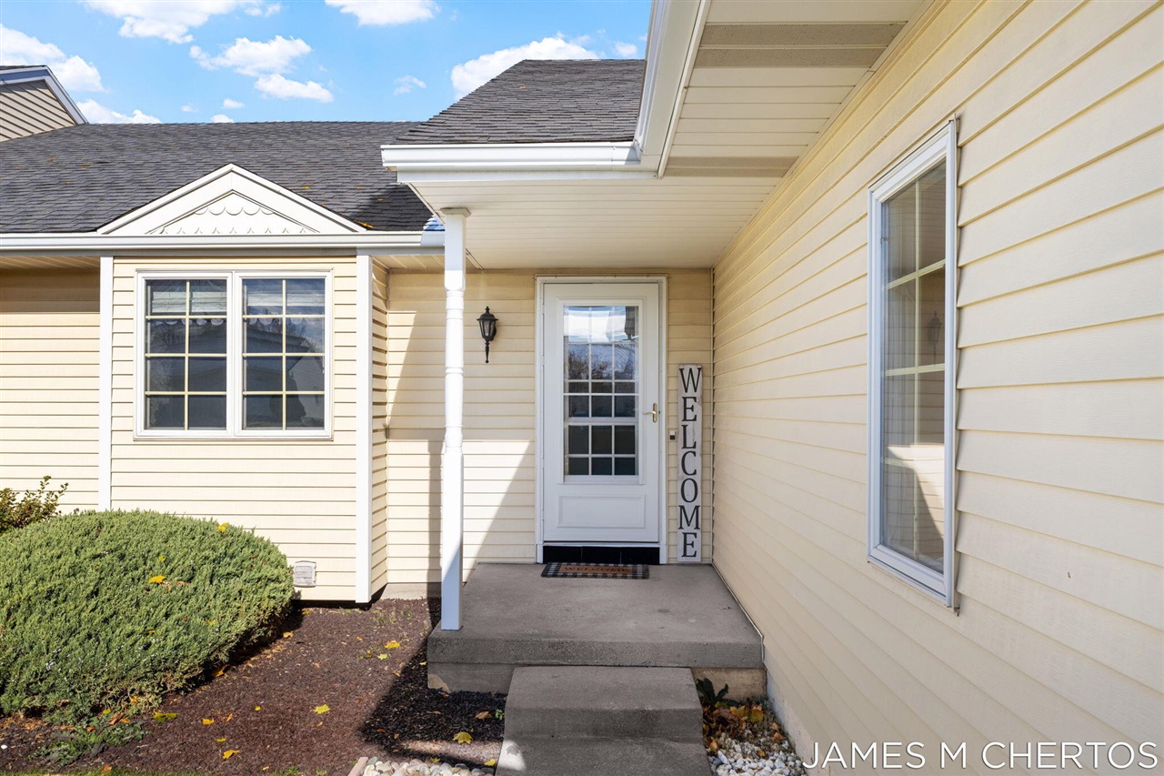 2898 Parkside Drive UNIT&nbsp;40, Jenison, MI, 49428-9171