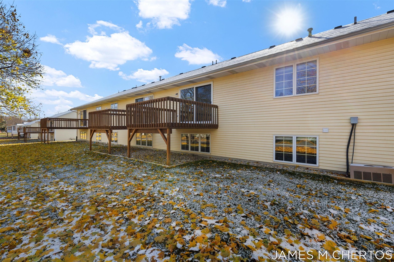 2898 Parkside Drive UNIT&nbsp;40, Jenison, MI, 49428-9171