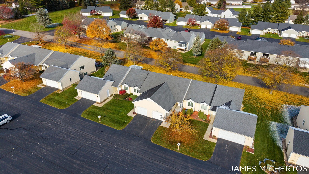 2898 Parkside Drive UNIT&nbsp;40, Jenison, MI, 49428-9171