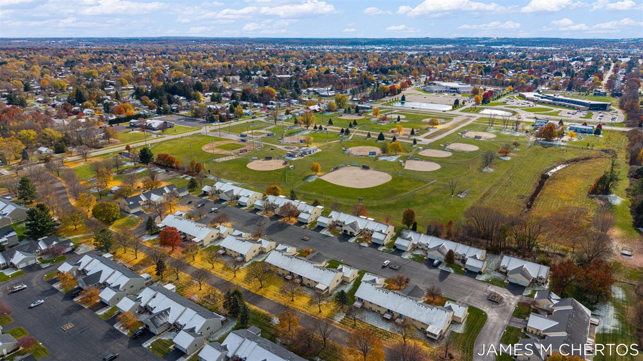 2898 Parkside Drive UNIT&nbsp;40, Jenison, MI, 49428-9171