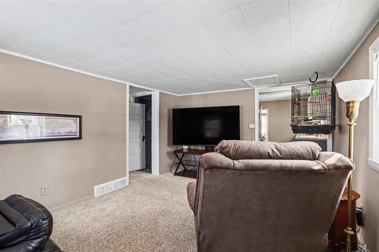 130 South Street, Schoolcraft, MI, 49087-9715