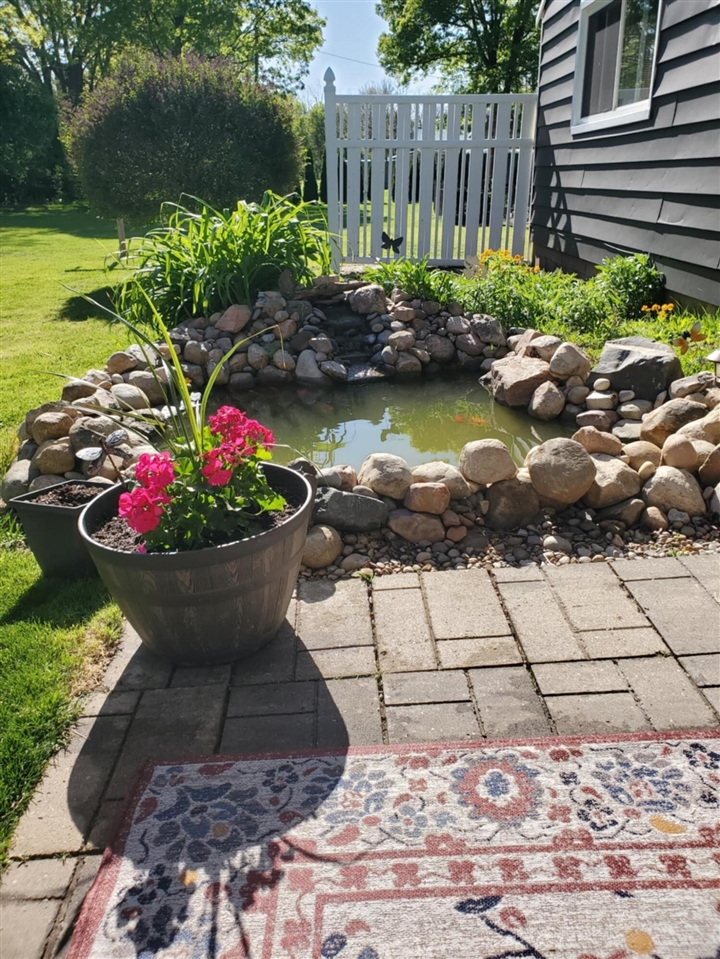 130 South Street, Schoolcraft, MI, 49087-9715